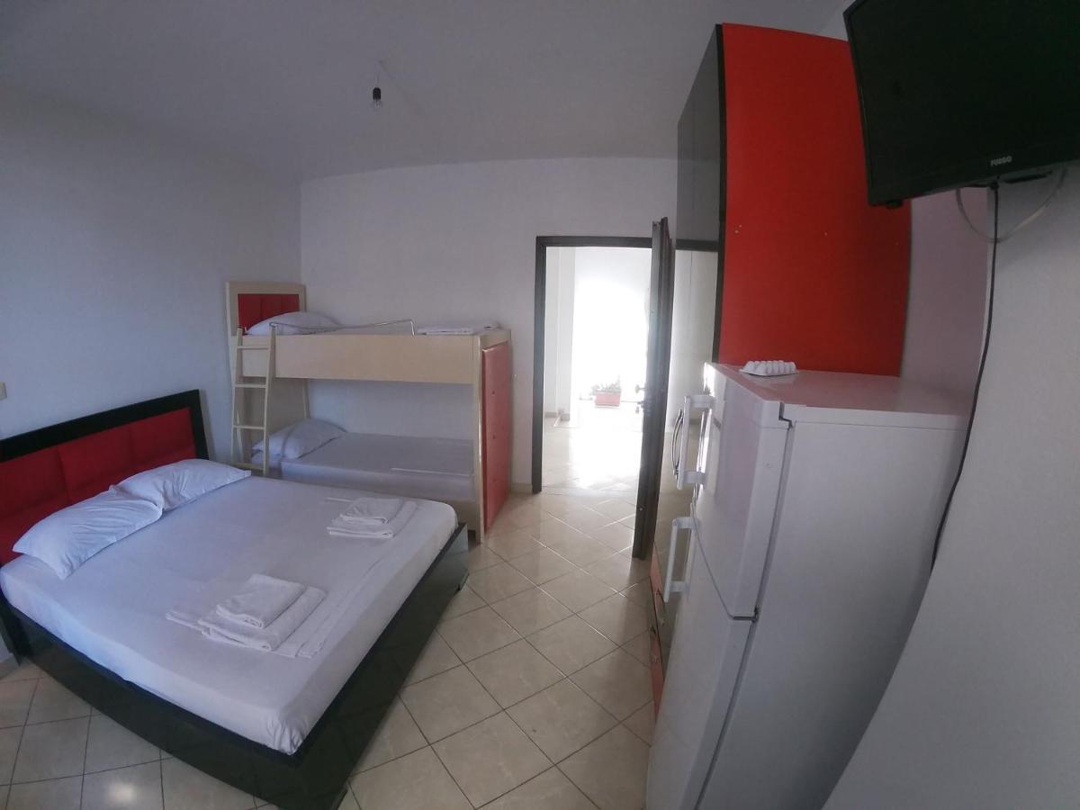 Honey Apartments Near Promenade ซารานเดอ ภายนอก รูปภาพ